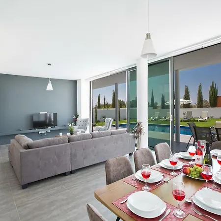 Villa Cyprus In The Sun Nissi Pearl Villas 3 *