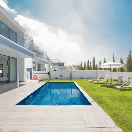 Cyprus In The Sun Nissi Pearl Villas 3